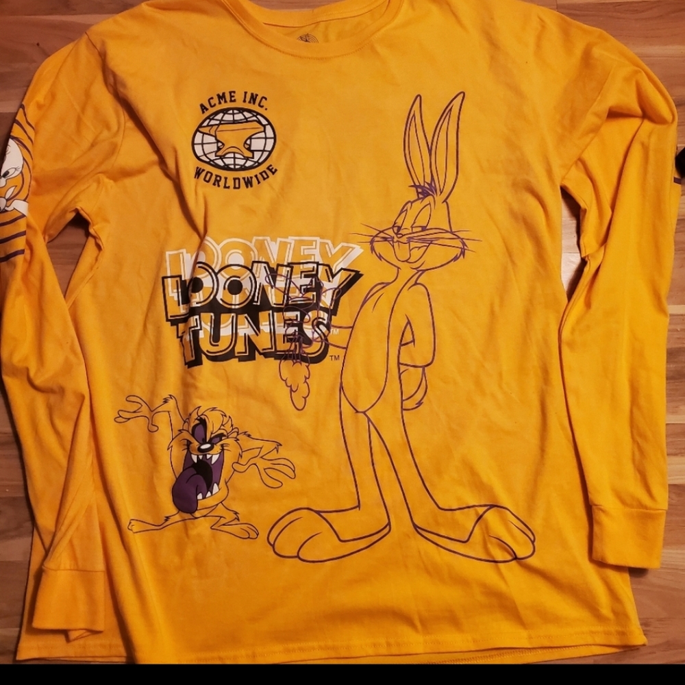 Vintage colorful looney tunes acme shirt